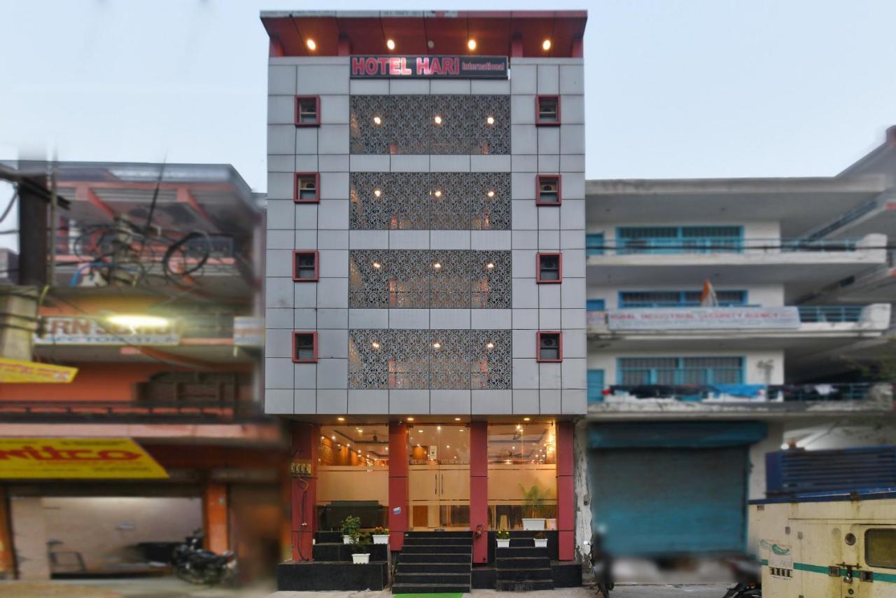 Hotel Hari International - Noida Sector 11 外观 照片