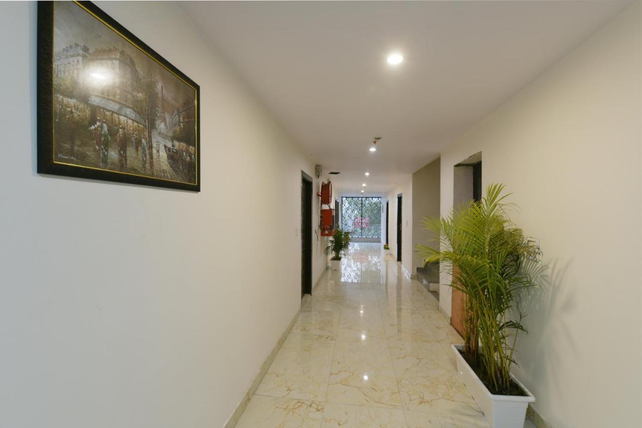 Hotel Hari International - Noida Sector 11 外观 照片