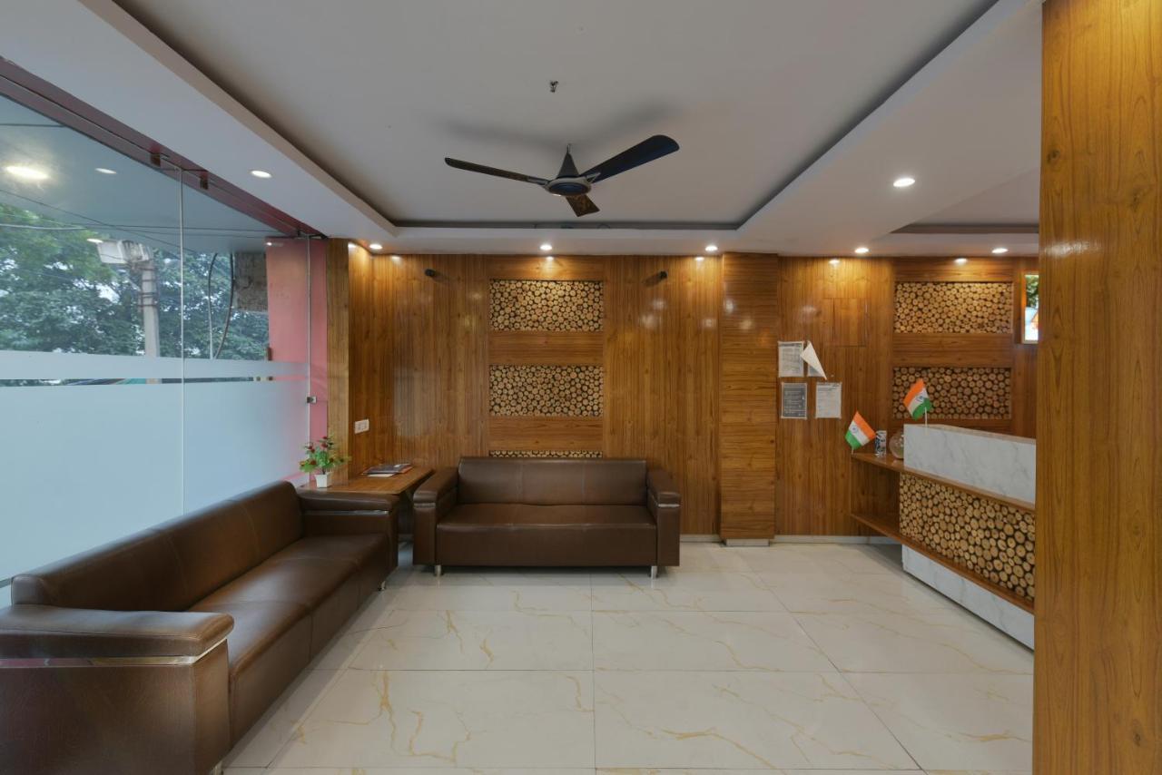 Hotel Hari International - Noida Sector 11 外观 照片